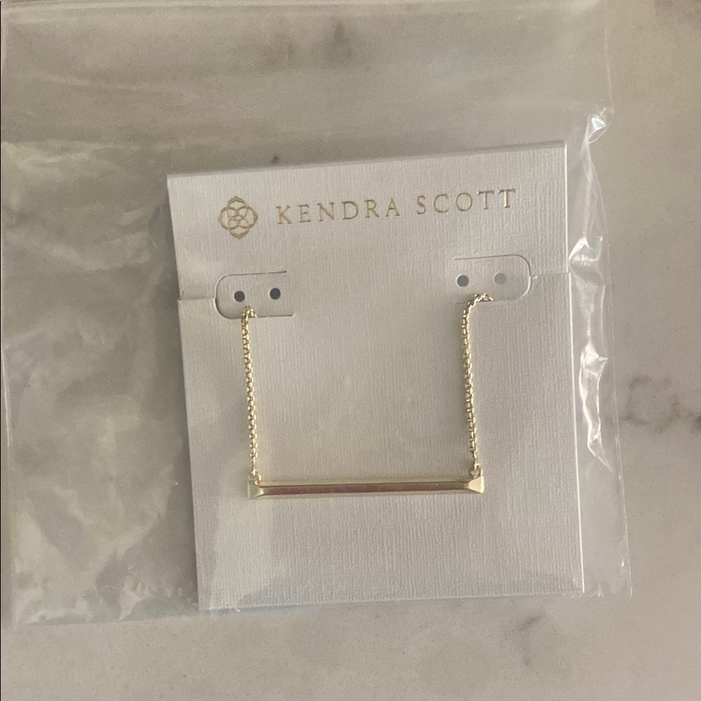 Kendra Scott Gold Bar Pendant Necklace